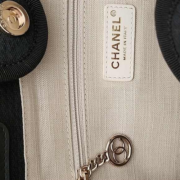 Chanel deauville shopping tote small - Picture 5 of 14